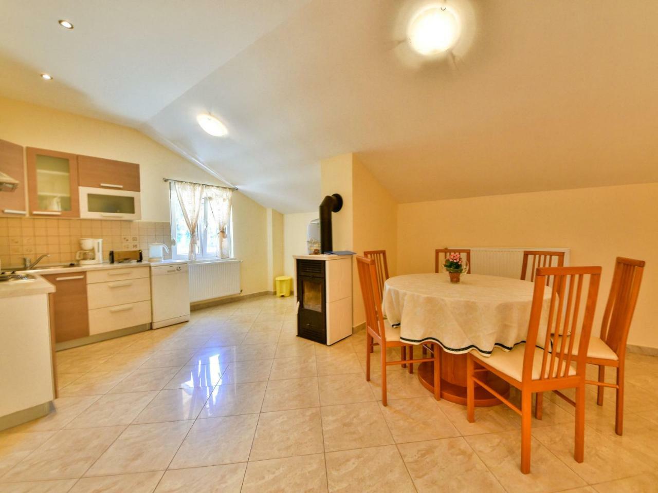 Apartment Olga-5 By Interhome Banjol المظهر الخارجي الصورة